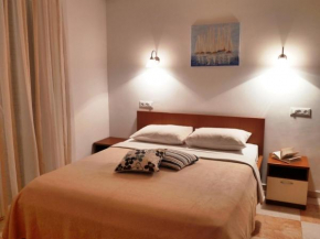 Nice Apartment & Room in Cavtat